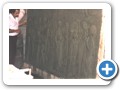 particolare porta bronzea (ancora in creta)