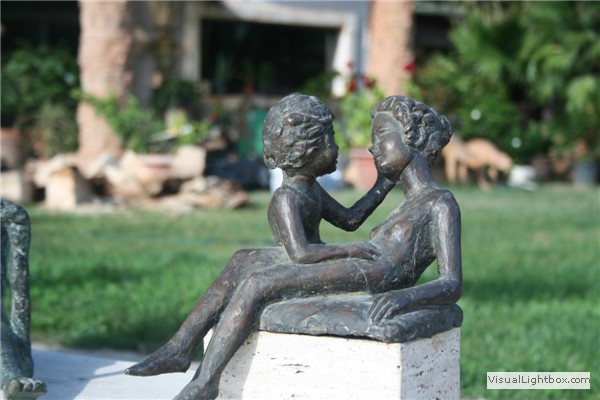 Bronzetto di fanciulla 07