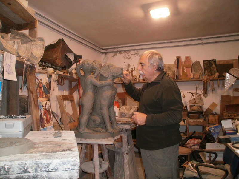 Tonino Scuccimarra nel suo studio, 2